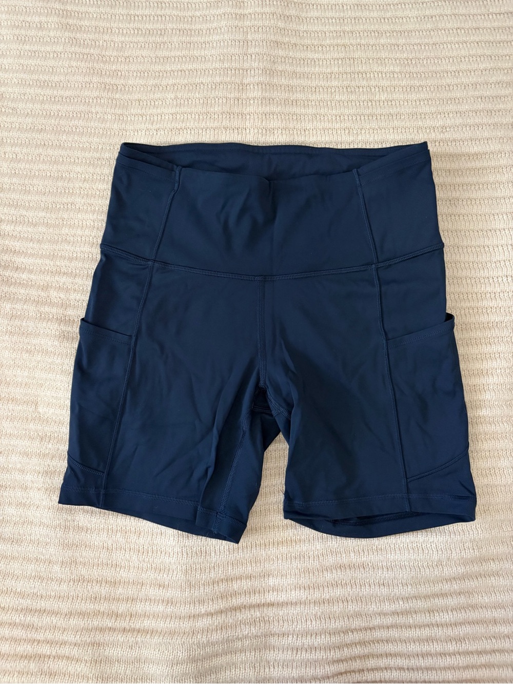 Lululemon Fast and Free Shorts Size 6